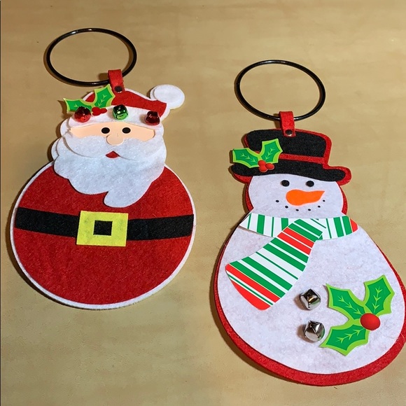 Set of Christmas doorknob hangers - Picture 1 of 3